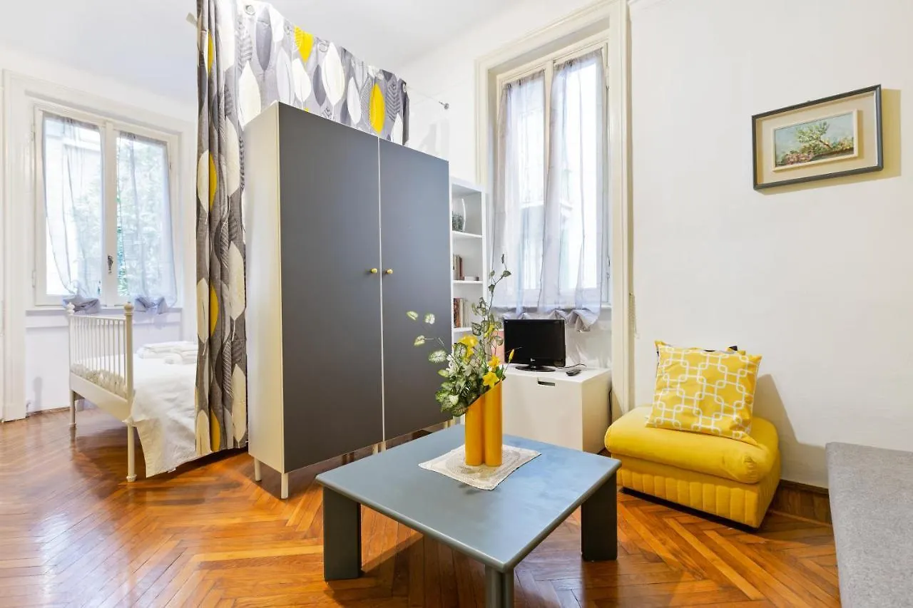 Loreto Courtyard Apartment Milan Italy